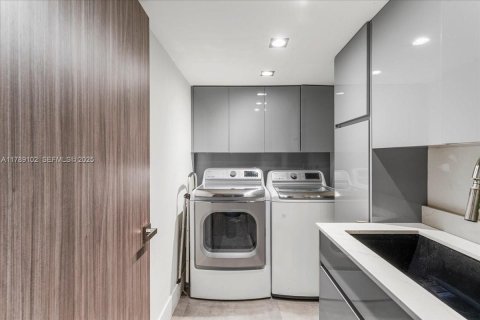 Villa ou maison à vendre à Key Biscayne, Floride: 6 chambres, 361.2 m2 № 1983523 - photo 29