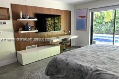 Casa en venta en Key Biscayne, Florida, 7 dormitorios, 361.2 m2 № 1983523 - foto 17