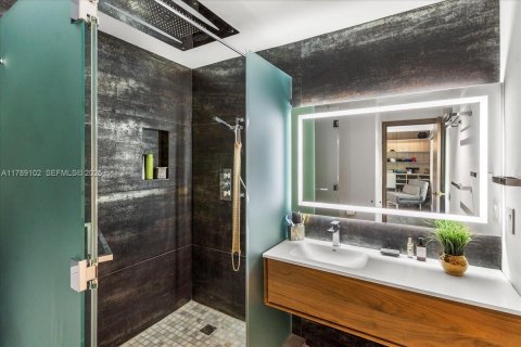 Villa ou maison à vendre à Key Biscayne, Floride: 6 chambres, 361.2 m2 № 1983523 - photo 27