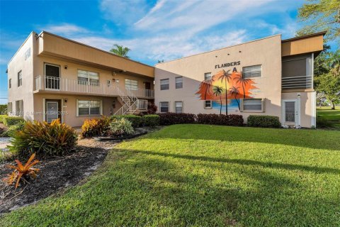 Condominio en Delray Beach, Florida, 2 dormitorios  № 2035743