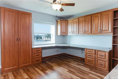 Copropriété à vendre à Saint Pete Beach, Floride: 2 chambres, 126.81 m2 № 2342337 - photo 21