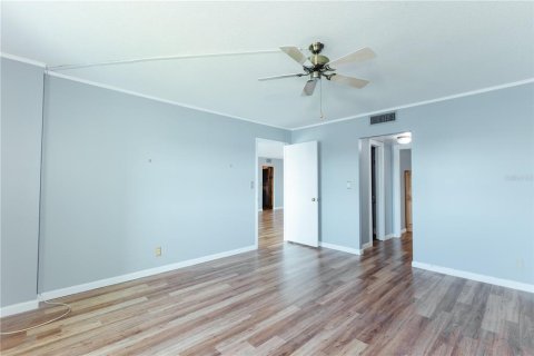 Copropriété à vendre à Saint Pete Beach, Floride: 2 chambres, 126.81 m2 № 2342337 - photo 13