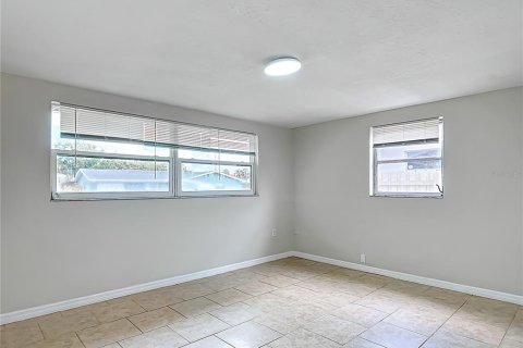 House in Port Richey, Florida 2 bedrooms, 108.88 sq.m. № 1825269 - photo 18