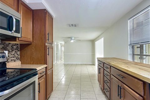 House in Port Richey, Florida 2 bedrooms, 108.88 sq.m. № 1825269 - photo 14