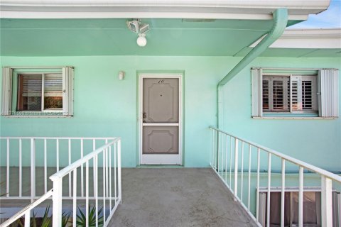 Condominio en venta en Lake Worth, Florida, 2 dormitorios, 101.73 m2 № 1941537 - foto 6