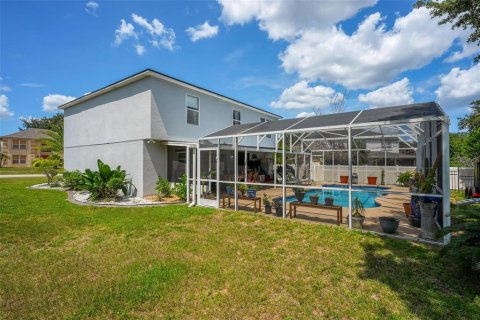 House in Eustis, Florida 4 bedrooms, 259.01 sq.m. № 2216546 - photo 6
