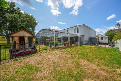 House in Eustis, Florida 4 bedrooms, 259.01 sq.m. № 2216546 - photo 5