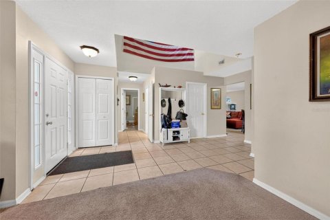 House in Eustis, Florida 4 bedrooms, 259.01 sq.m. № 2216546 - photo 11