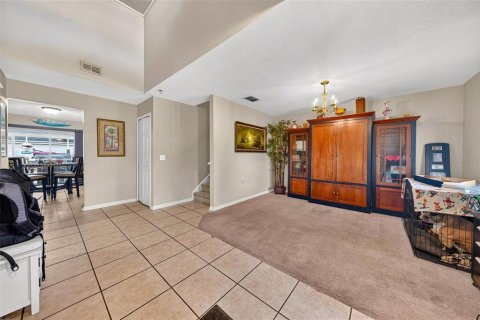 House in Eustis, Florida 4 bedrooms, 259.01 sq.m. № 2216546 - photo 12