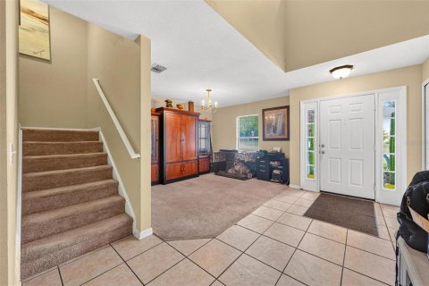 House in Eustis, Florida 4 bedrooms, 259.01 sq.m. № 2216546 - photo 10