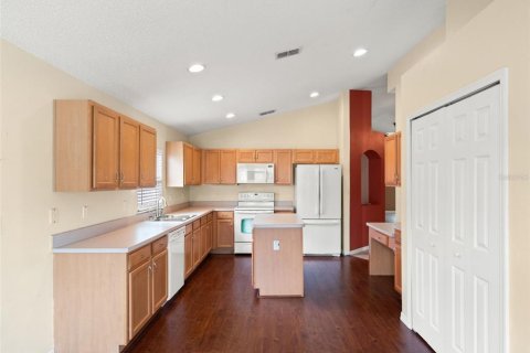 Casa en venta en Tavares, Florida, 3 dormitorios, 149.29 m2 № 2151171 - foto 10