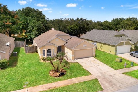 Casa en venta en Tavares, Florida, 3 dormitorios, 149.29 m2 № 2151171 - foto 3