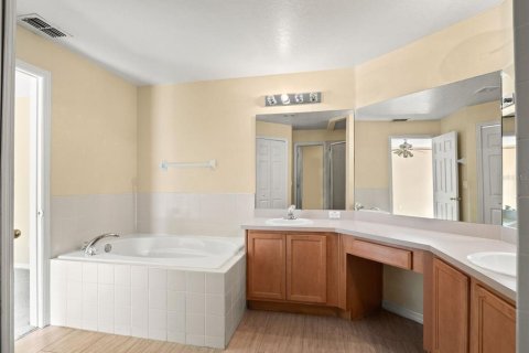Casa en venta en Tavares, Florida, 3 dormitorios, 149.29 m2 № 2151171 - foto 19