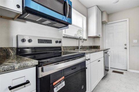 Casa en venta en Saint Petersburg, Florida, 3 dormitorios, 112.6 m2 № 2354178 - foto 10