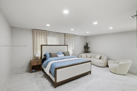 Casa en venta en Miami, Florida, 3 dormitorios, 175.03 m2 № 2185984 - foto 23