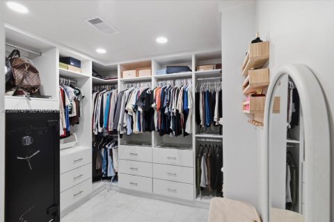 Casa en venta en Miami, Florida, 3 dormitorios, 175.03 m2 № 2185984 - foto 30