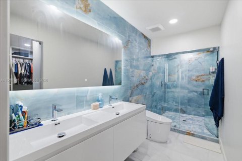 Casa en venta en Miami, Florida, 3 dormitorios, 175.03 m2 № 2185984 - foto 28