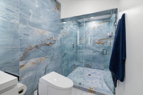 Casa en venta en Miami, Florida, 3 dormitorios, 175.03 m2 № 2185984 - foto 29