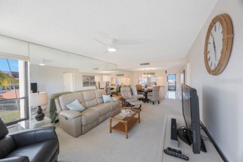Condominio en alquiler en Tierra Verde, Florida, 2 dormitorios, 96.62 m2 № 1570177 - foto 15