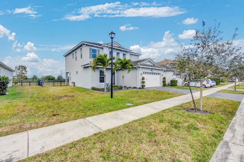 Casa en venta en Westlake, Florida, 4 dormitorios, 259.01 m2 № 2031216 - foto 2