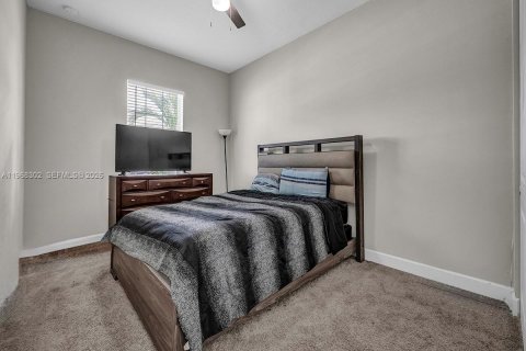 Casa en venta en Westlake, Florida, 4 dormitorios, 259.01 m2 № 2031216 - foto 16