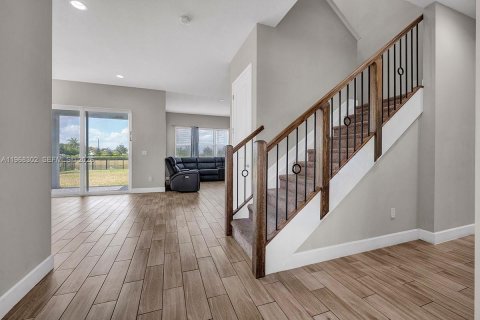 Casa en venta en Westlake, Florida, 4 dormitorios, 259.01 m2 № 2031216 - foto 4