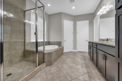 Casa en venta en Westlake, Florida, 4 dormitorios, 259.01 m2 № 2031216 - foto 20
