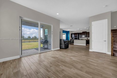 Casa en venta en Westlake, Florida, 4 dormitorios, 259.01 m2 № 2031216 - foto 7