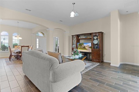 House in Groveland, Florida 4 bedrooms, 189.61 sq.m. № 1838291 - photo 8