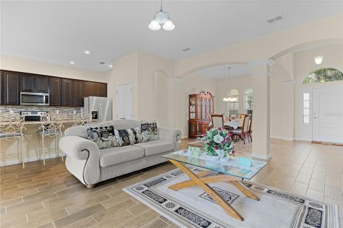 House in Groveland, Florida 4 bedrooms, 189.61 sq.m. № 1838291 - photo 9