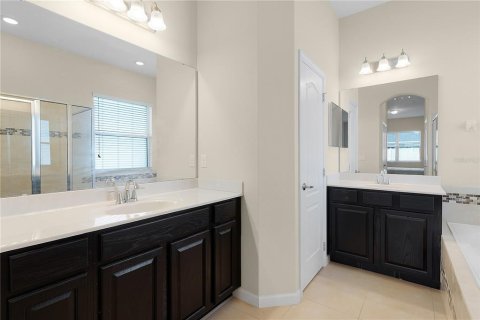 House in Groveland, Florida 4 bedrooms, 189.61 sq.m. № 1838291 - photo 23