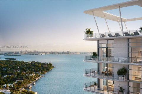 Condo in Miami, Florida, 1 bedroom  № 2189054 - photo 2
