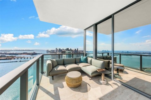 Condo in Miami, Florida, 4 bedrooms № 2081008 - photo 6
