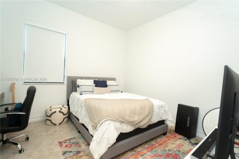 Villa ou maison à vendre à Pembroke Pines, Floride: 4 chambres, 236.06 m2 № 2055216 - photo 27