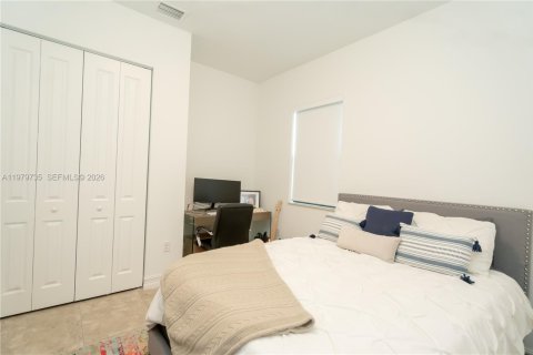 Villa ou maison à vendre à Pembroke Pines, Floride: 4 chambres, 236.06 m2 № 2055216 - photo 29