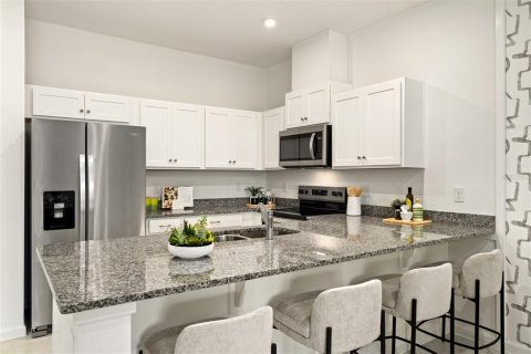 Touwnhouse à vendre à Apopka, Floride: 3 chambres, 155.89 m2 № 2324436 - photo 7