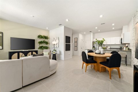 Touwnhouse à vendre à Apopka, Floride: 3 chambres, 155.89 m2 № 2324436 - photo 4