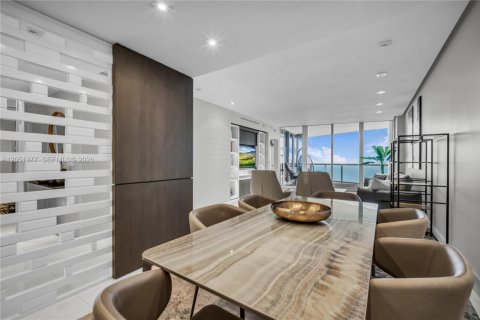 Condo in Sunny Isles Beach, Florida, 3 bedrooms  № 2176485 - photo 26