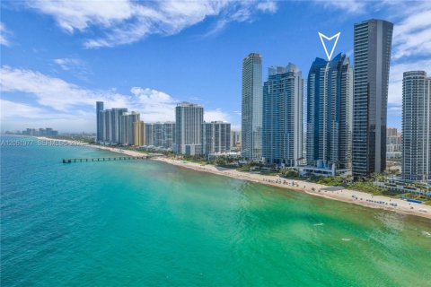 Condo in Sunny Isles Beach, Florida, 3 bedrooms  № 2176485 - photo 8