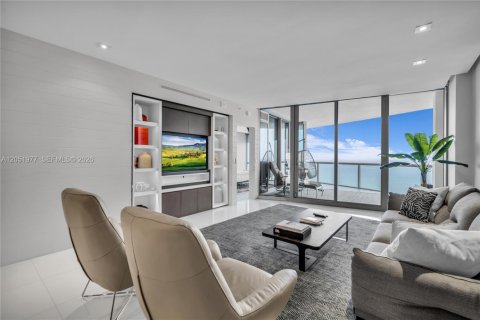 Condo in Sunny Isles Beach, Florida, 3 bedrooms  № 2176485 - photo 14