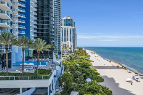 Condo in Sunny Isles Beach, Florida, 3 bedrooms  № 2176485 - photo 6