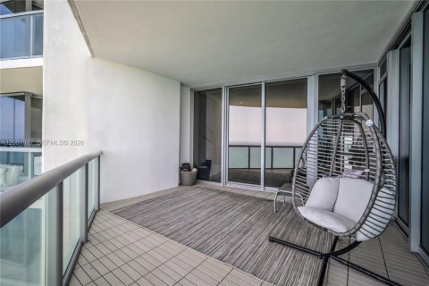 Condo in Sunny Isles Beach, Florida, 3 bedrooms  № 2176485 - photo 24