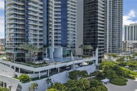 Condo in Sunny Isles Beach, Florida, 3 bedrooms  № 2176485 - photo 5