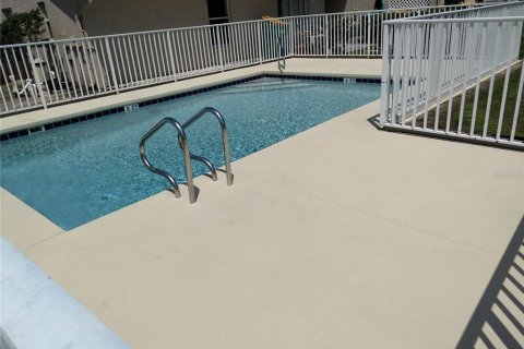 Adosado en venta en Kissimmee, Florida, 3 dormitorios, 128.21 m2 № 2212988 - foto 23