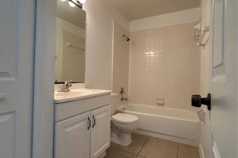 Adosado en venta en Kissimmee, Florida, 3 dormitorios, 128.21 m2 № 2212988 - foto 18