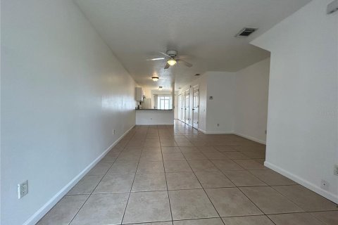 Adosado en venta en Kissimmee, Florida, 3 dormitorios, 128.21 m2 № 2212988 - foto 5