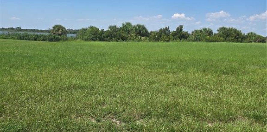 Terreno en Ruskin, Florida № 1912865