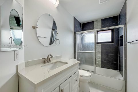 Villa ou maison à louer à Coconut Creek, Floride: 3 chambres, 143.07 m2 № 2011572 - photo 14