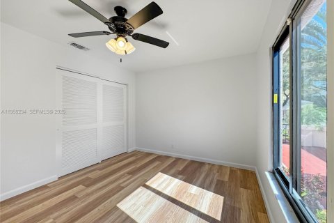 Villa ou maison à louer à Coconut Creek, Floride: 3 chambres, 143.07 m2 № 2011572 - photo 12