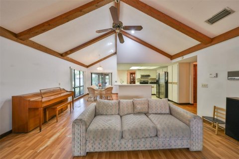 House in Valrico, Florida 4 bedrooms, 213.58 sq.m. № 2413503 - photo 9